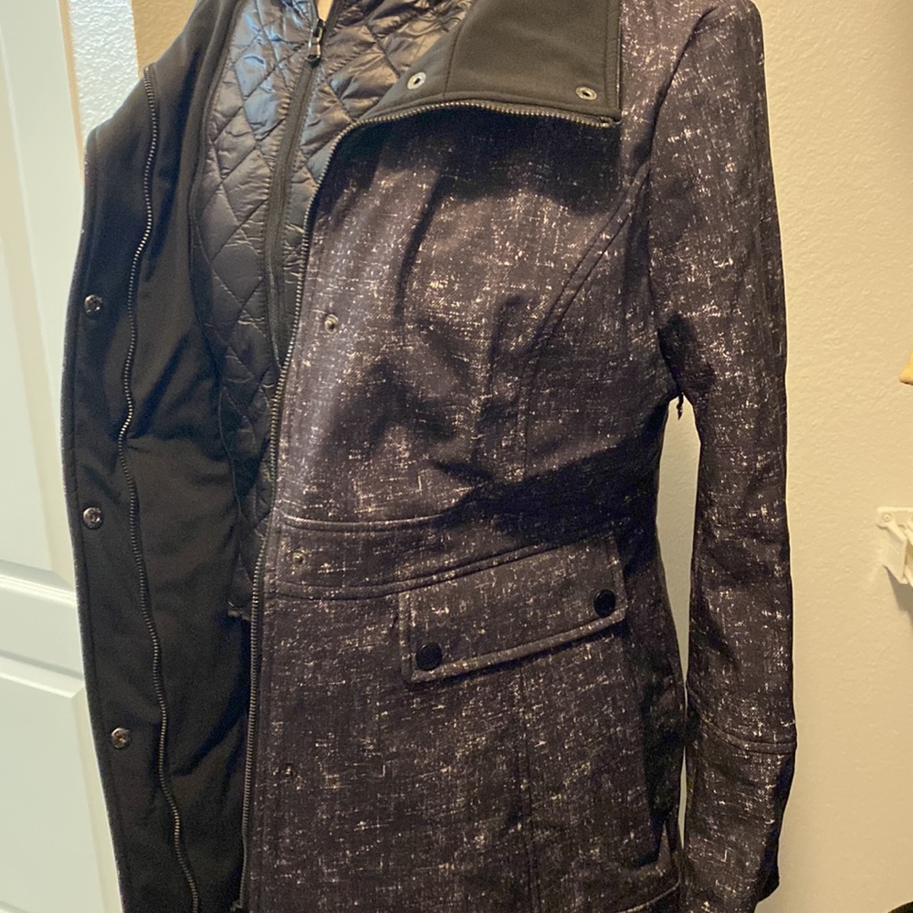 Stylish Guess Jacket - image 7